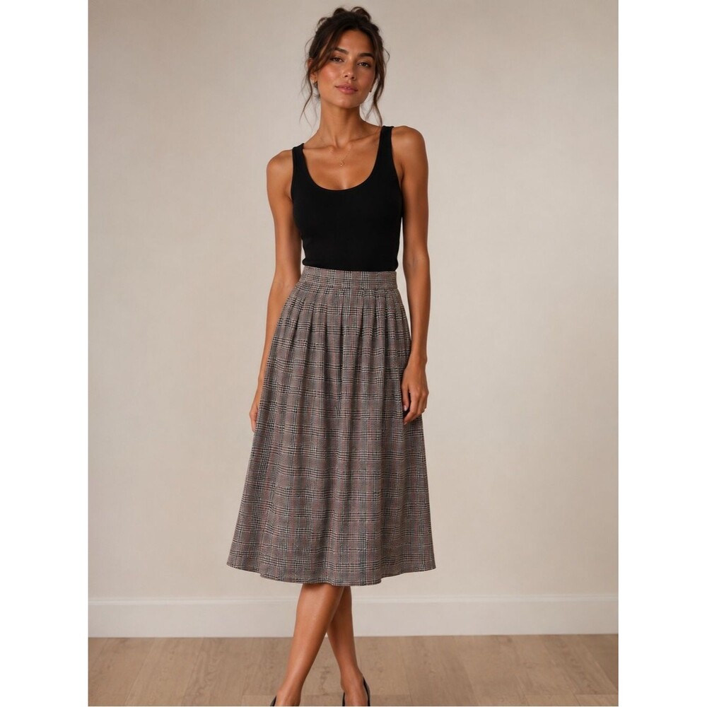 Zoya Plaid Midi Skirt
Size: 2